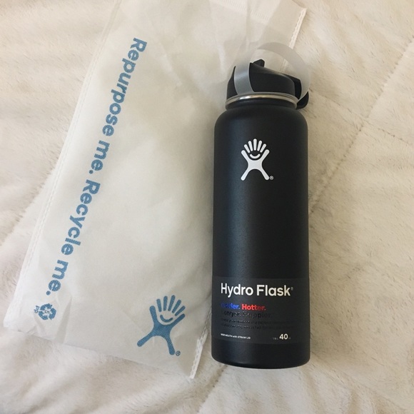 black 40 oz hydro flask